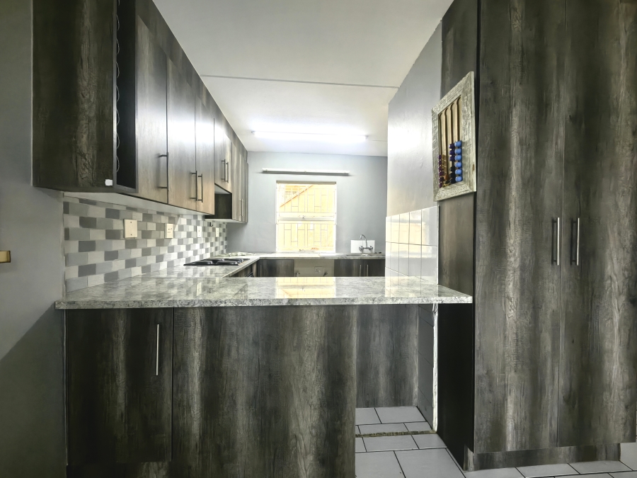 3 Bedroom Property for Sale in Safari Gardens North West